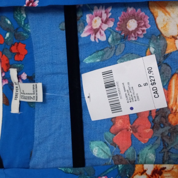 NWT Blue Floral Kimono - Picture 3 of 6